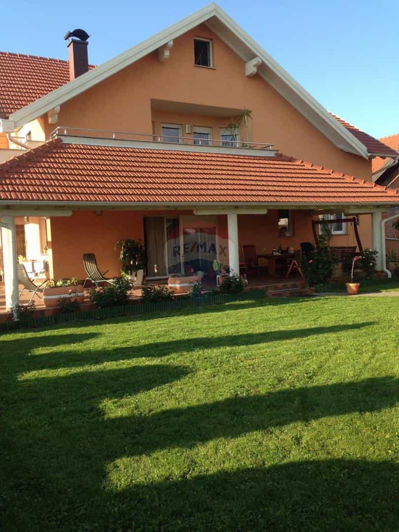 Casa nel Novaki Samoborski, Zagrebacka Zupanija 12035368