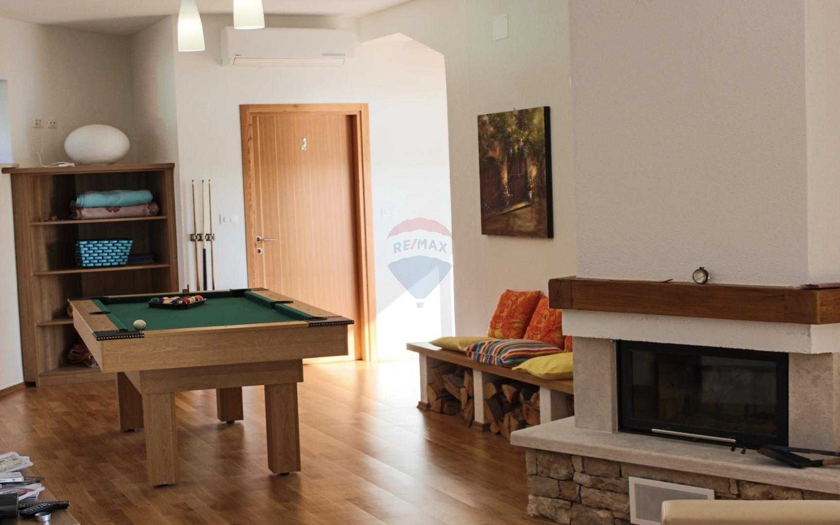 жилой дом в Žminj, Istarska županija 12035502