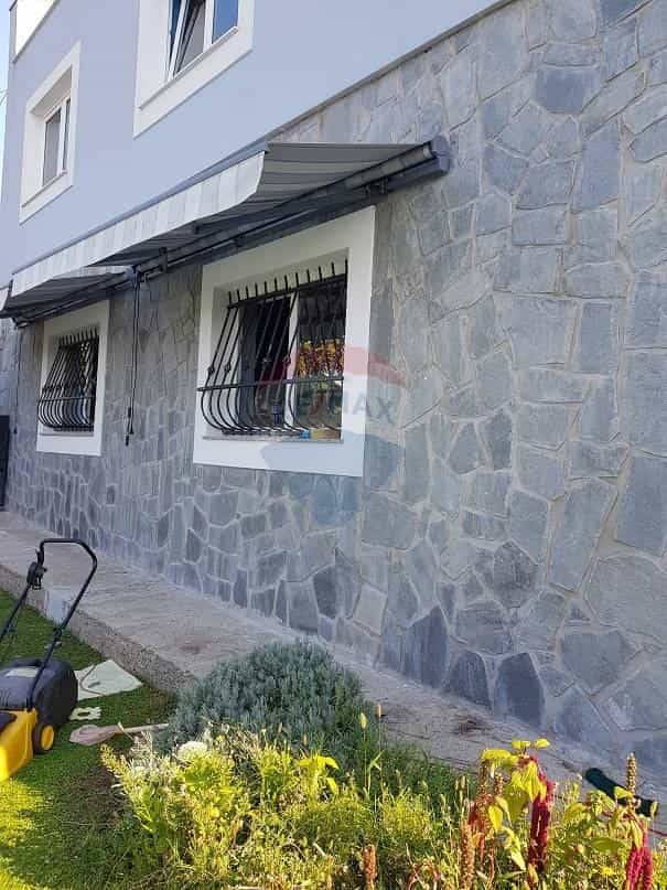 房子 在 Rijeka, Primorsko-goranska županija 12035530