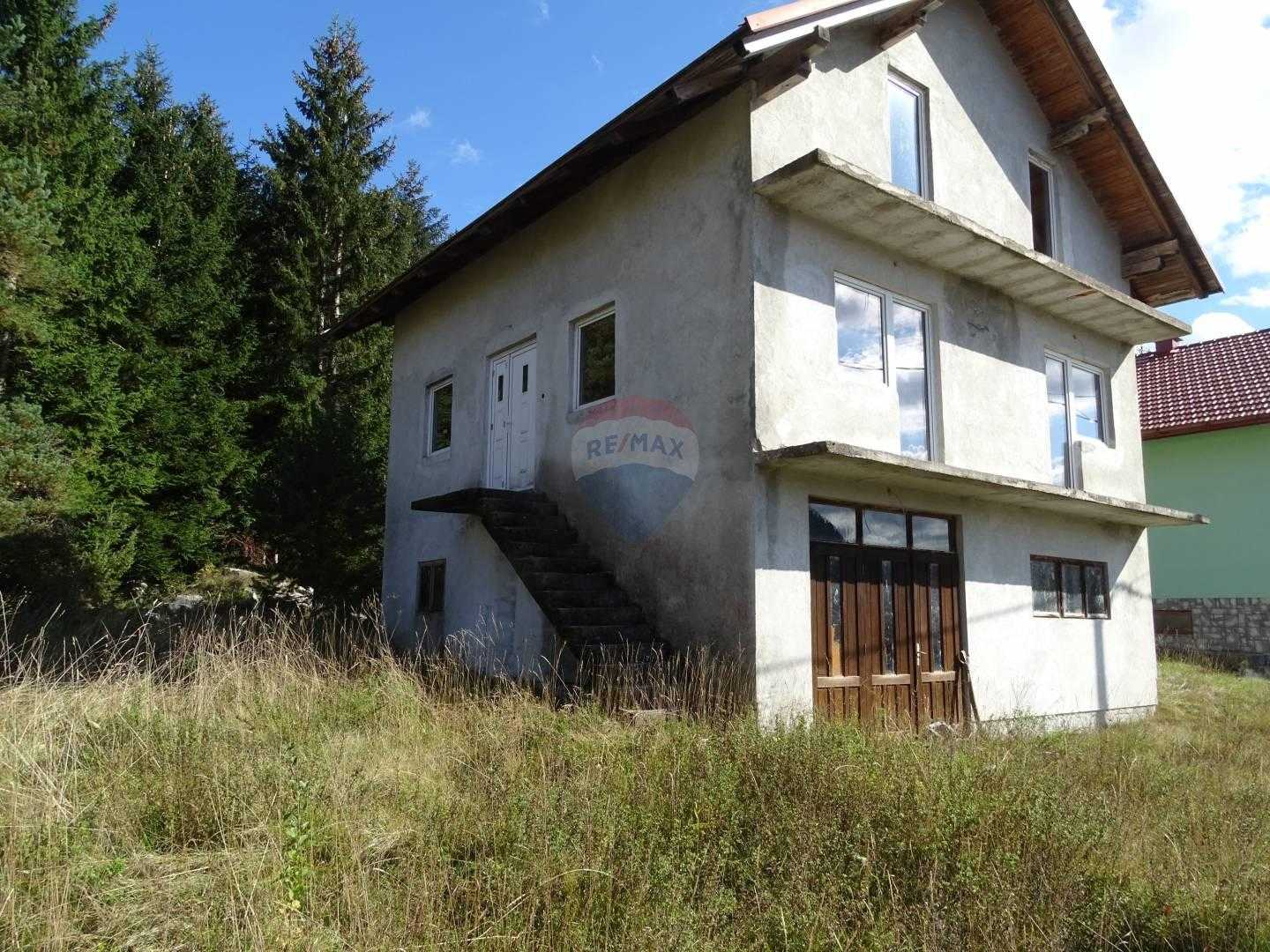 Huis in Mrkopalj, Primorsko-Goranska Zupanija 12035651