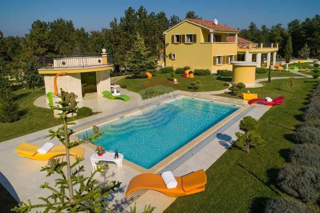House in Zminj, Istarska Zupanija 12035652