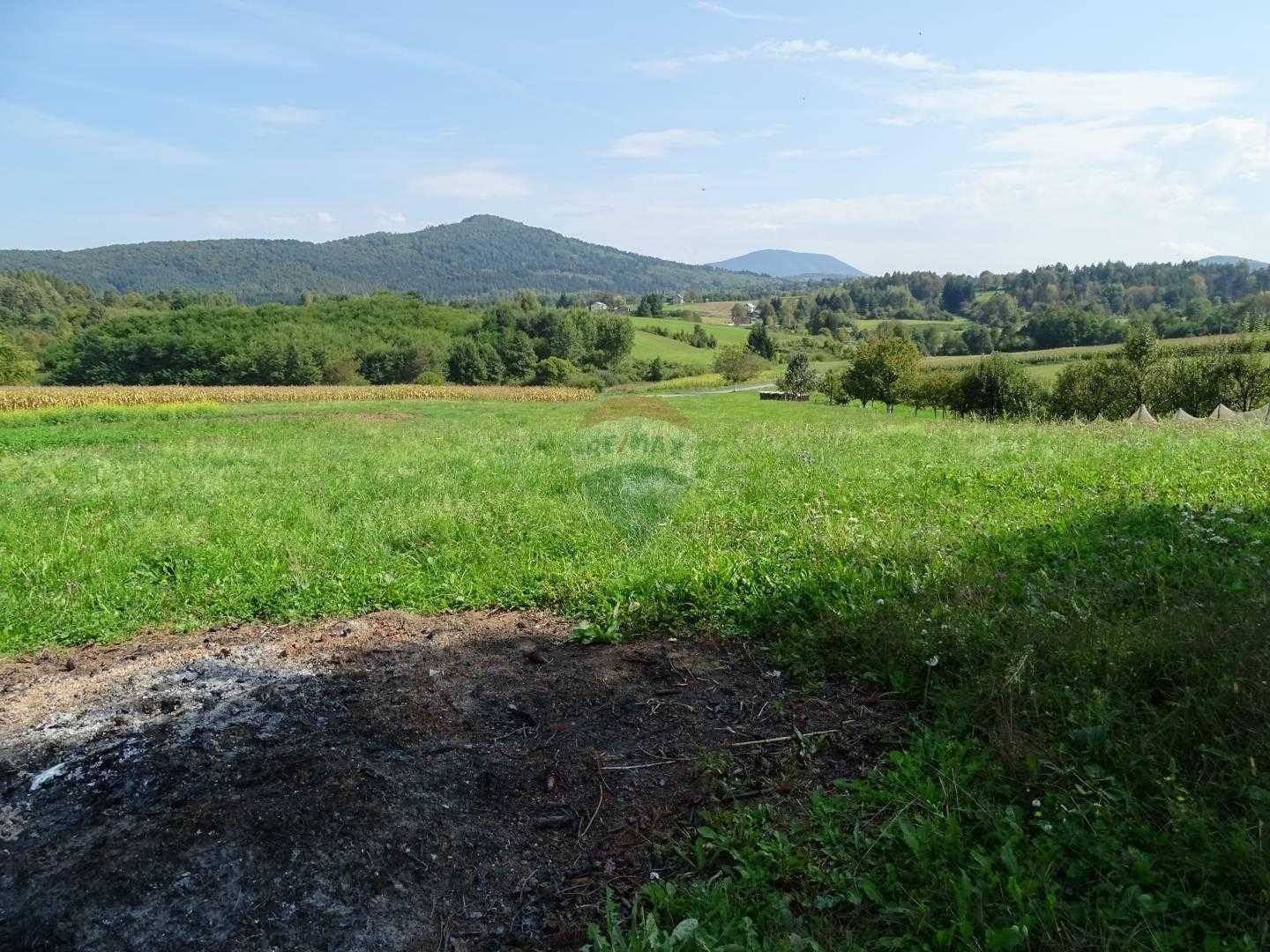 Γη σε Josipdol, Karlovacka Zupanija 12035686