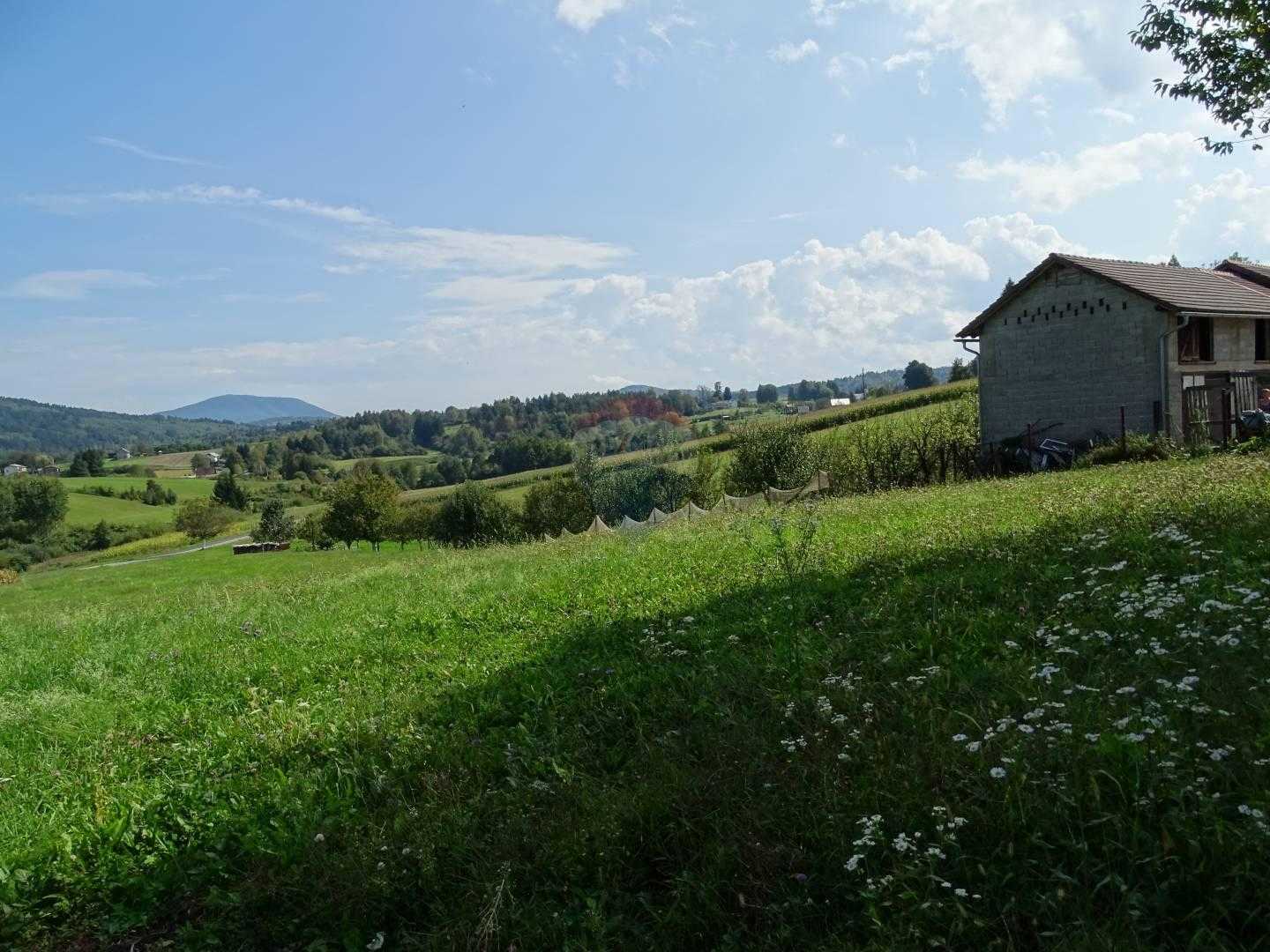 Land in Josipdol, Karlovacka Zupanija 12035686
