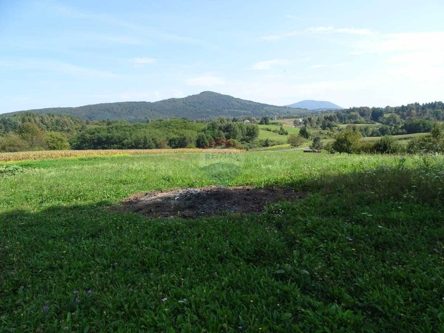 Tanah dalam Josipdol, Karlovacka Zupanija 12035686