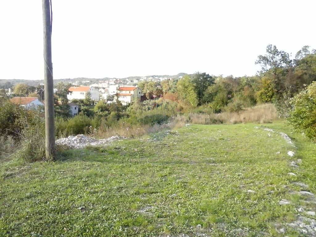 Tanah dalam Viskovo, Primorsko-Goranska Zupanija 12035709