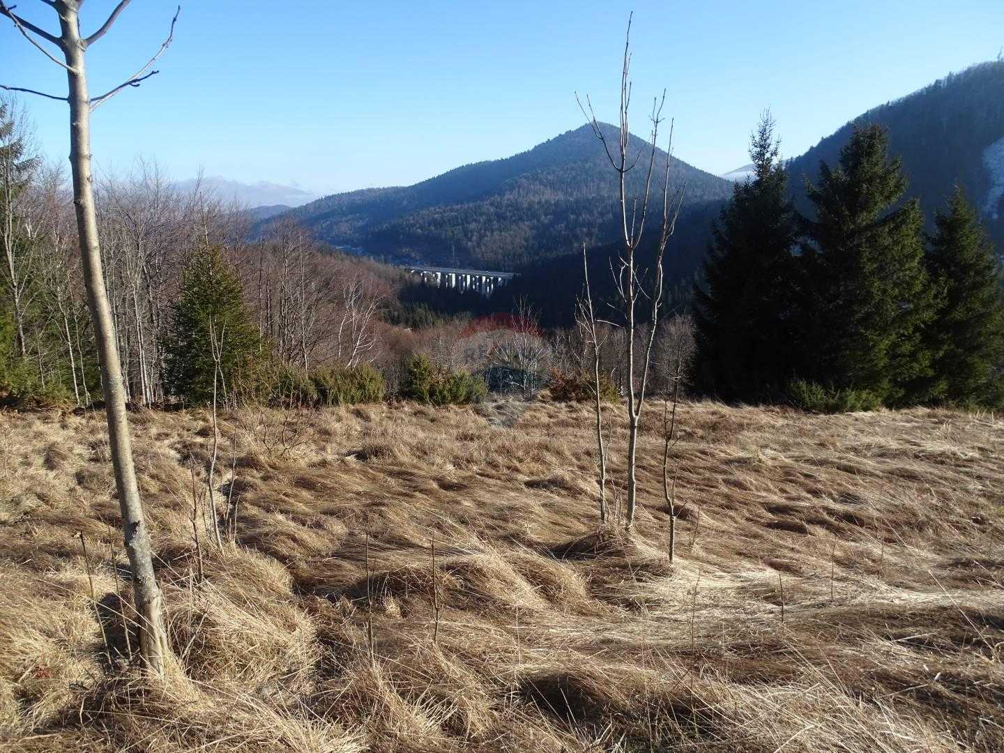 Land in Ravna Gora, Primorsko-Goranska Zupanija 12035967