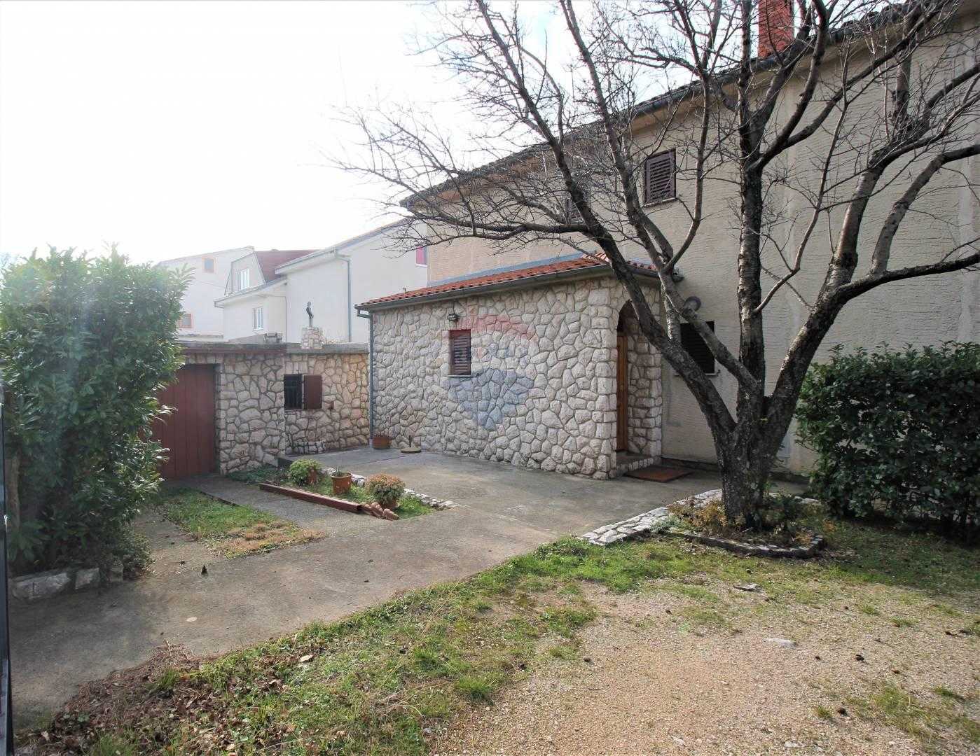 House in Novi Vinodolski, Primorsko-goranska županija 12036009