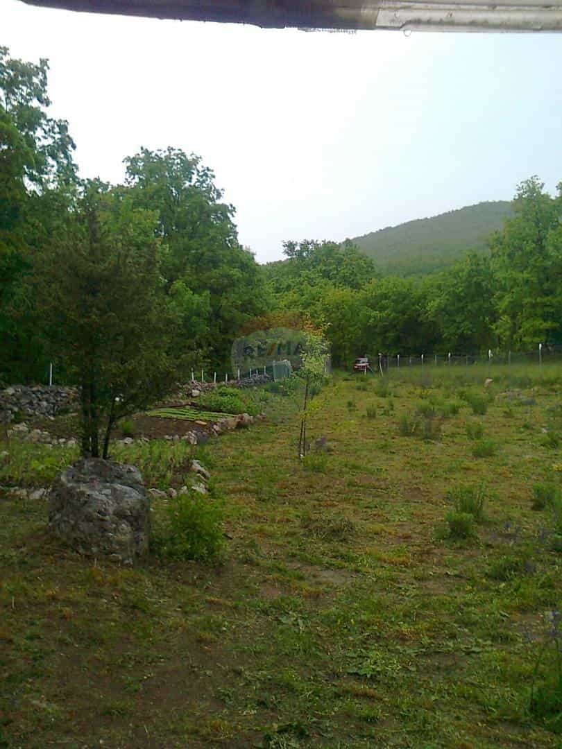 Γη σε Κλάνα, Primorsko-Goranska Zupanija 12036025
