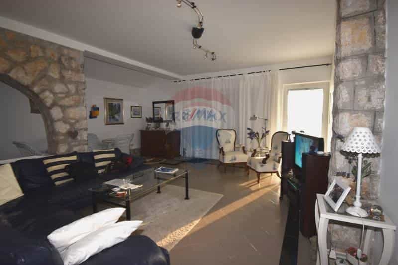 Casa nel Jadranovo, Primorsko-goranska županija 12036111