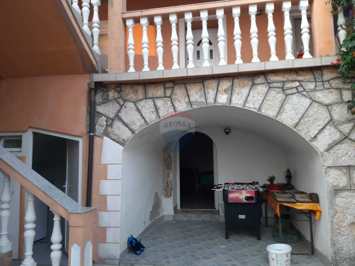 жилой дом в Crikvenica, Primorsko-goranska županija 12036153