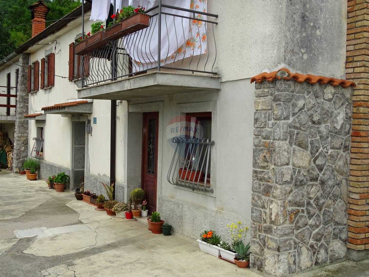 Будинок в Матульї, Приморсько-Горанська жупанія 12036248