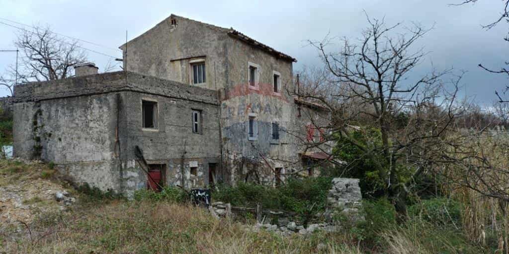 Будинок в Мошченицька Драга, Приморсько-Горанська жупанія 12036255
