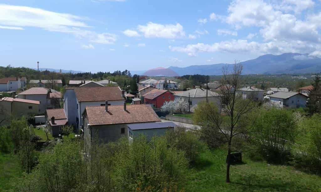 Land im Marcelji, Primorsko-Goranska Zupanija 12036381