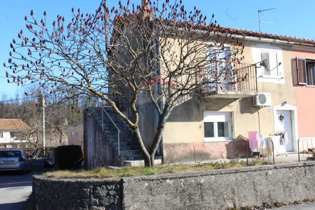 House in Mučići, Primorsko-goranska županija 12036386