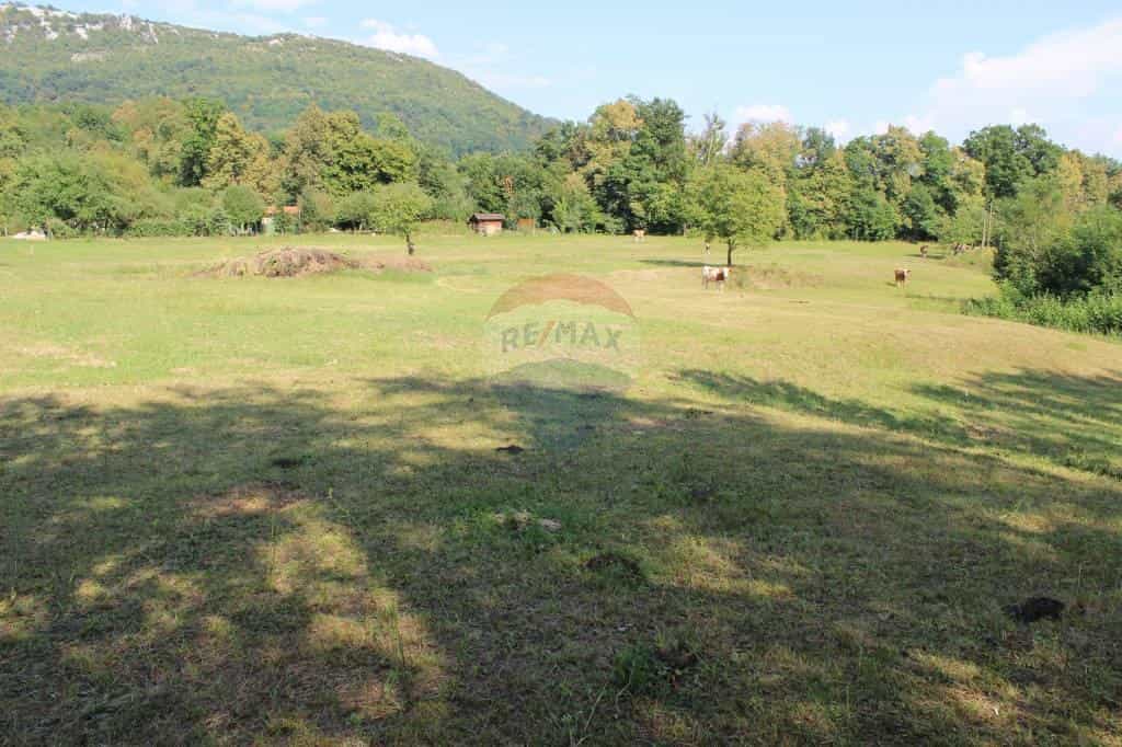 Tanah dalam Jelenje, Primorsko-Goranska Zupanija 12036465