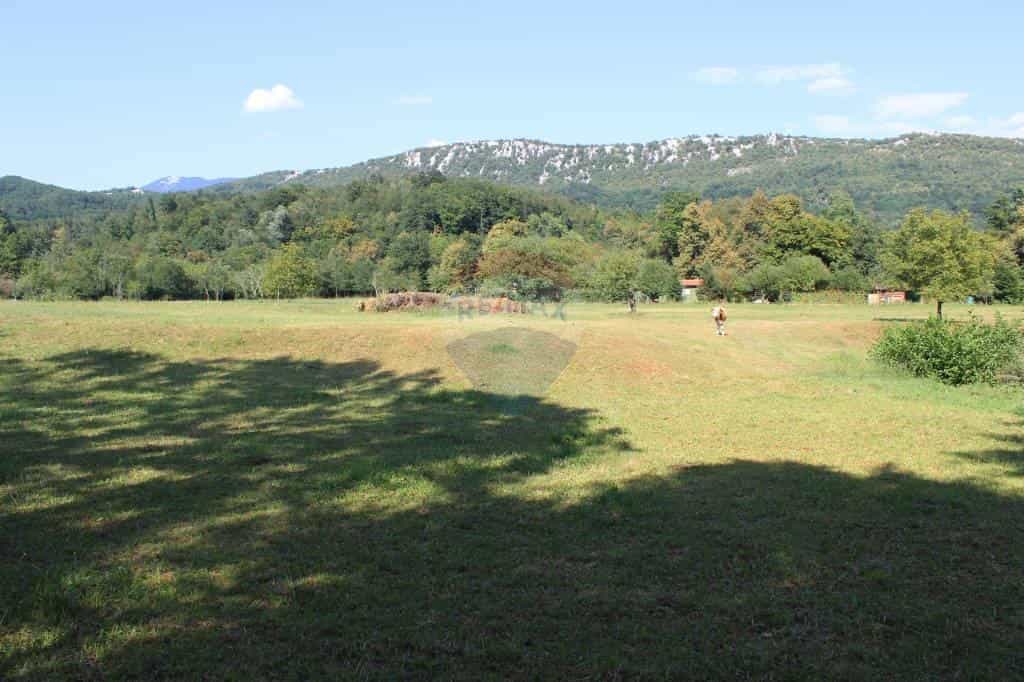 Land in Jelentje, Primorsko-Goranska Zupanija 12036465