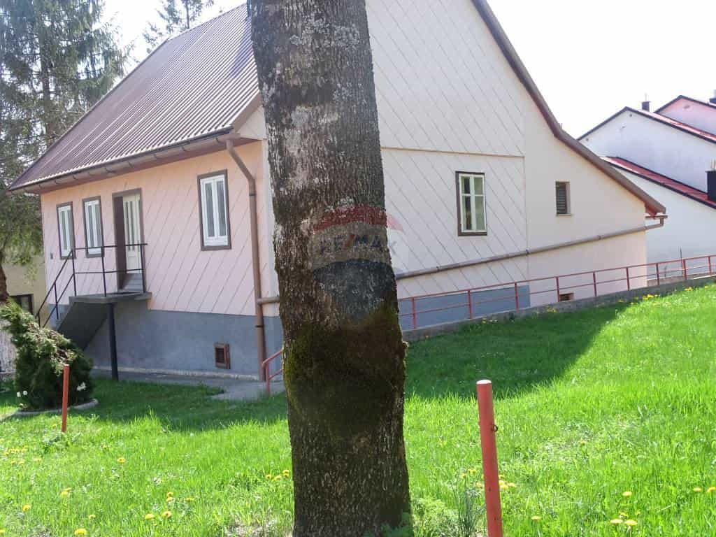 Dom w Rawna Góra, Zupanija Primorsko-Gorańska 12036556