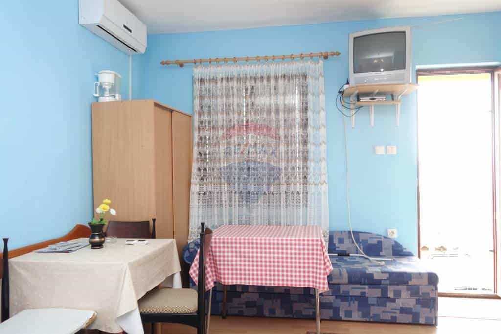 Dom w Wybierz, Zupanija Primorsko-Gorańska 12036654