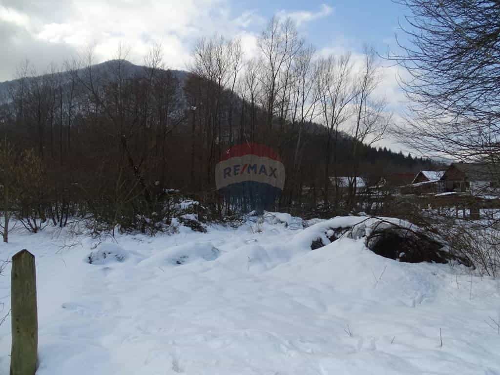 土地 在 Brod na Kupi, Primorsko-Goranska Zupanija 12036663