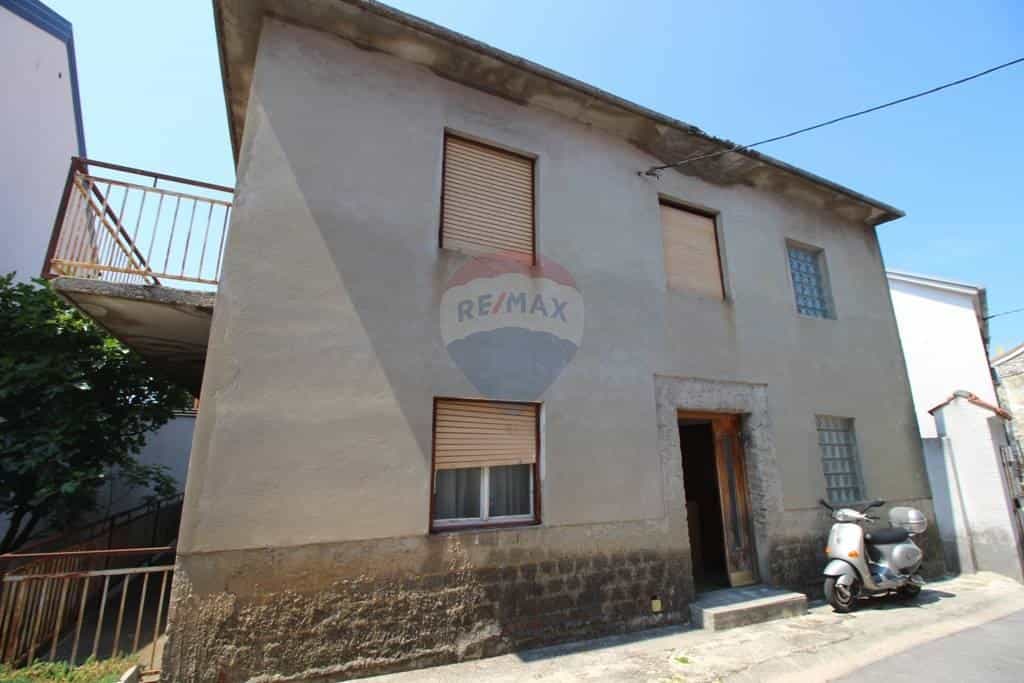 Huis in Novi Vinodolski, Primorsko-Goranska Zupanija 12036690