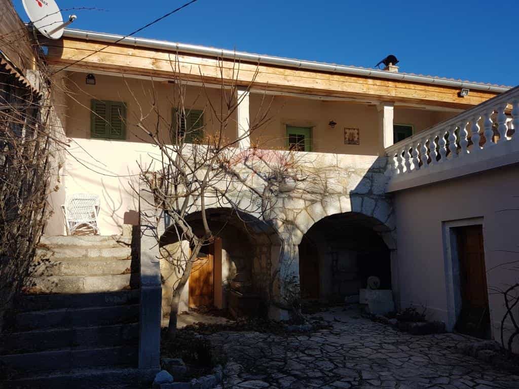 House in Grižane, Primorsko-goranska županija 12036881