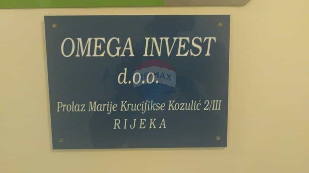 다른 에 Rijeka, Primorje-Gorski Kotar County 12036925