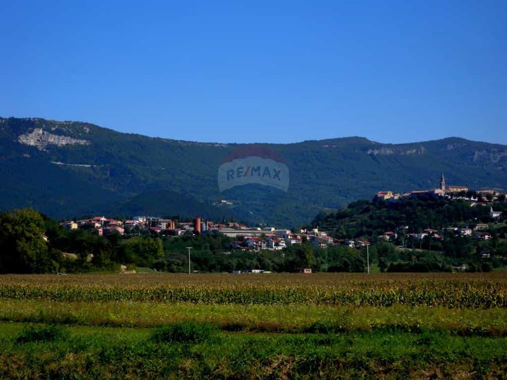 Hus i Buzet, Istarska Zupanija 12036931