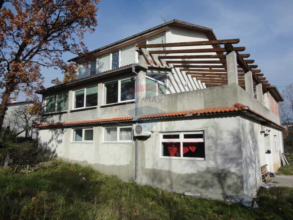 집 에 Marinići, Primorsko-goranska županija 12037066