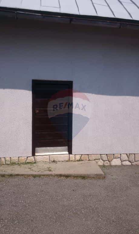 House in Fuzine, Primorsko-Goranska Zupanija 12037113