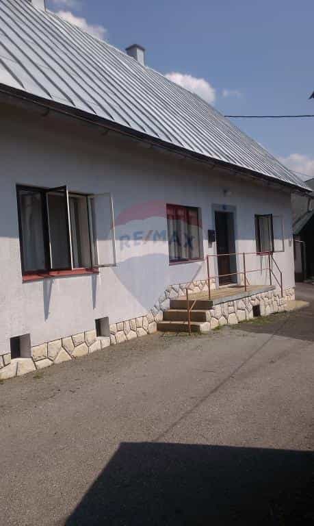 Rumah di Fuzine, Primorsko-Goranska Zupanija 12037113