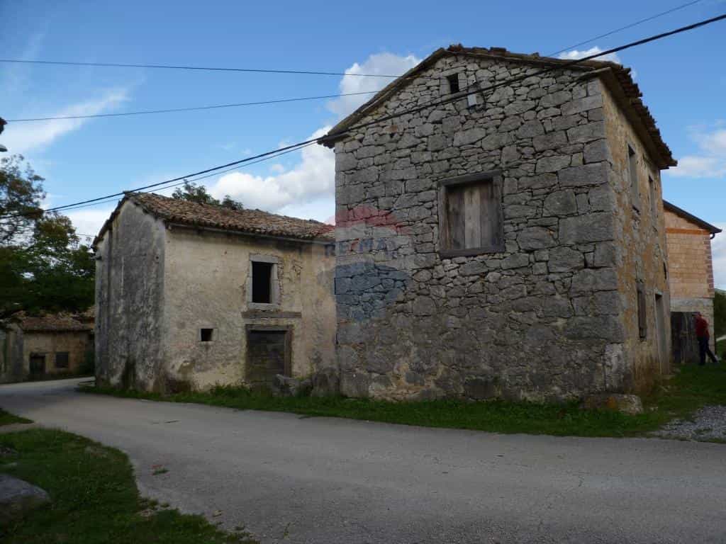 Dom w Lupoglav, Istarska Zupanija 12037116