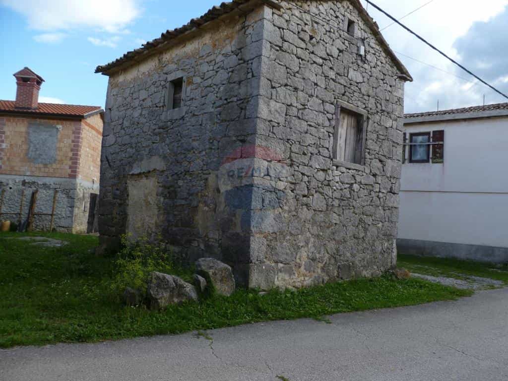 Hus i Ročko Polje, Istarska županija 12037117
