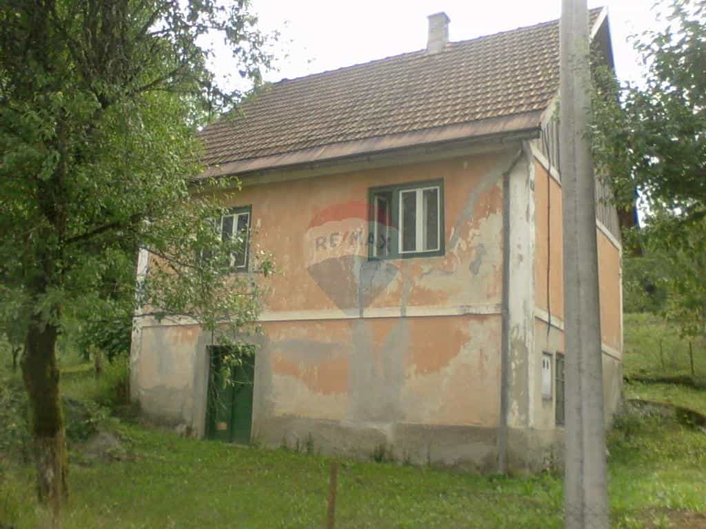 casa en Cabar, Primorsko-Goranska Županija 12037172