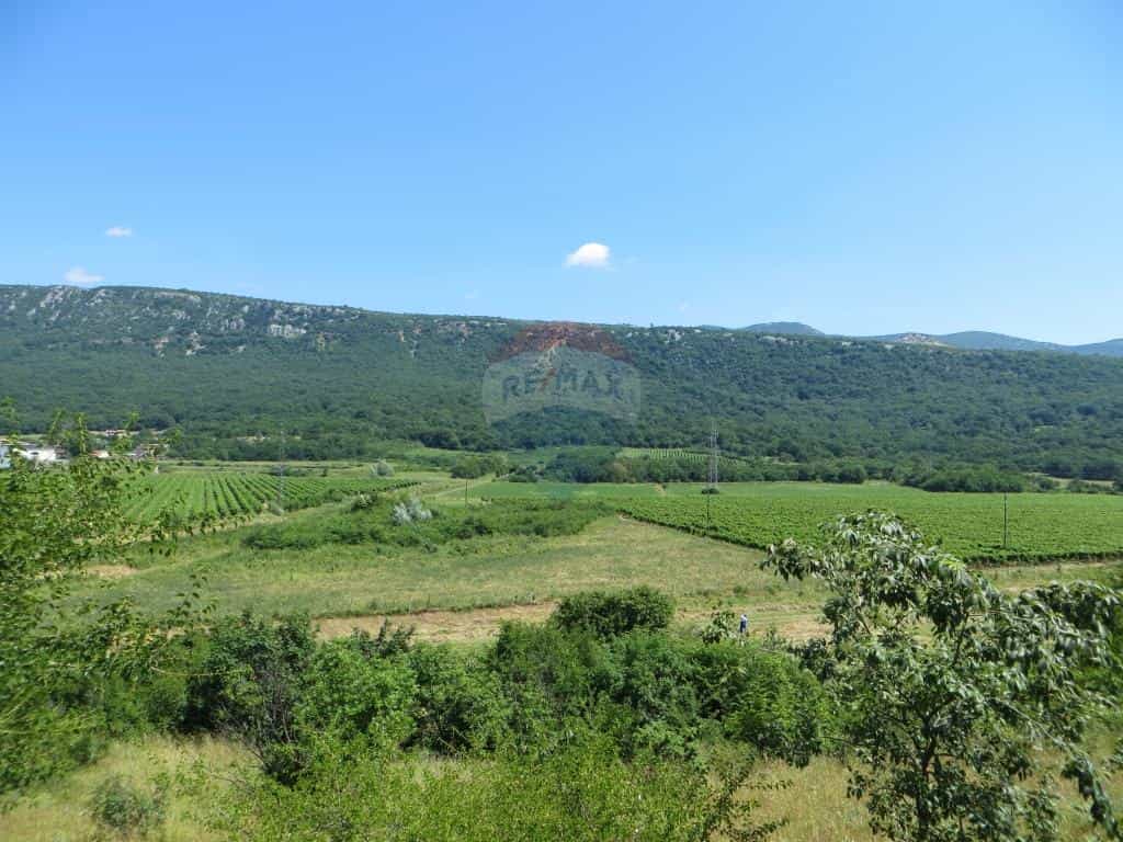 Land in Novi Vinodolski, Primorsko-Goranska Zupanija 12037292