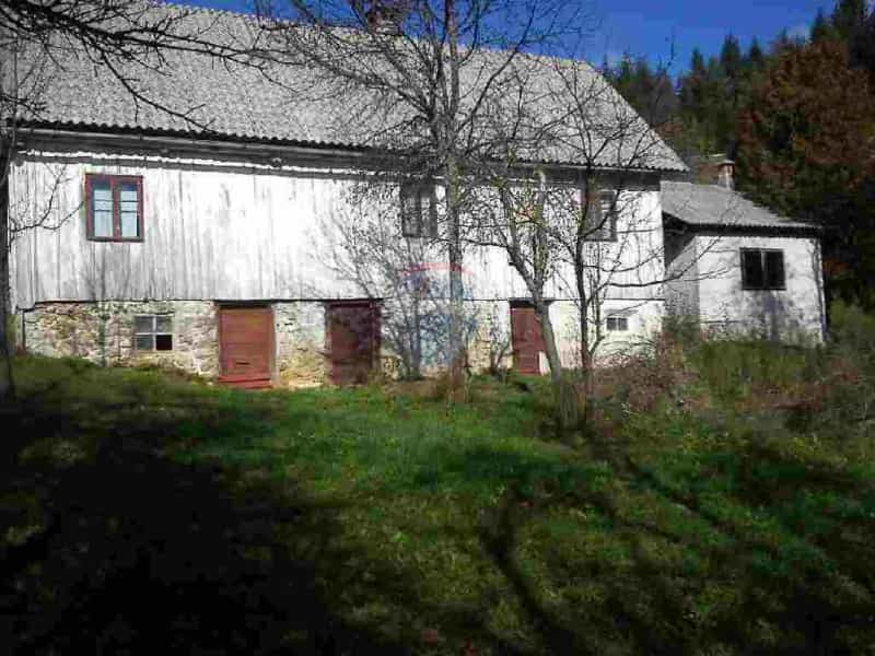 Dom w Hrib-Loški Potok, Loski Potok 12037423