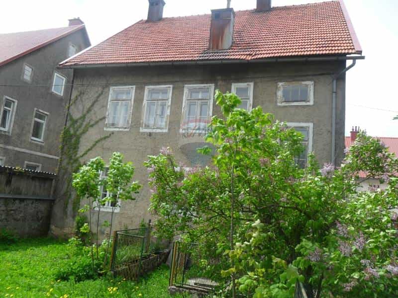 жилой дом в Дельнице, Приморско-Горанская Зупания 12037483