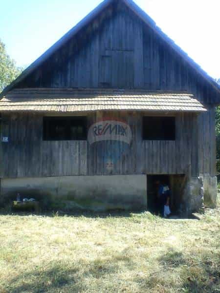 Dom w Ponikve, Karlovac County 12037486