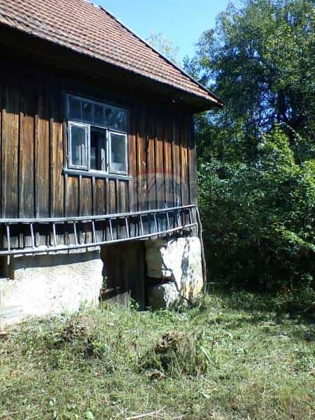 Dom w Bosiljewo, Karlovacka Zupanija 12037486