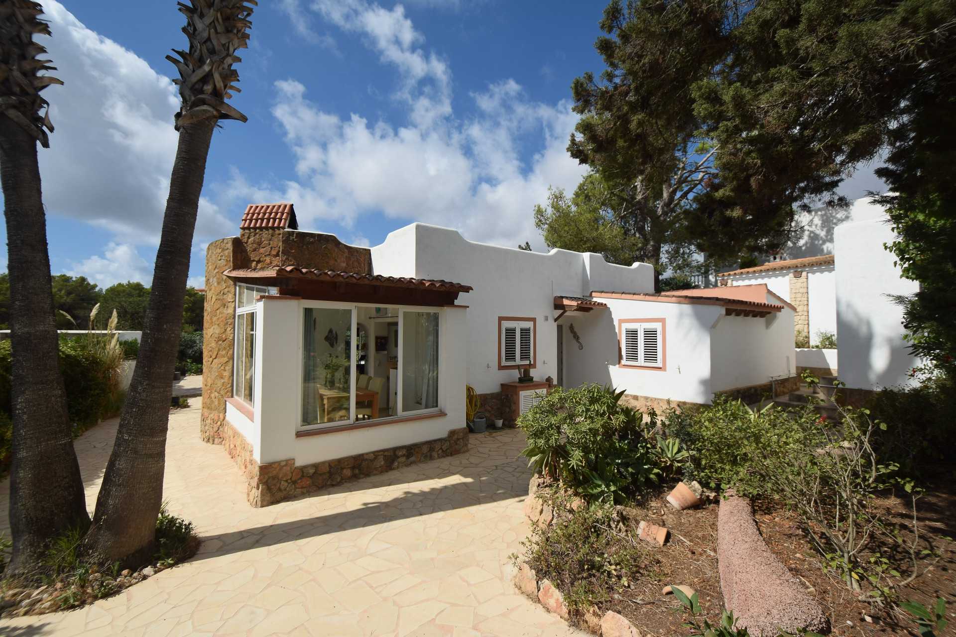 Будинок в Santa Eulària des Riu, Balearic Islands 12037885