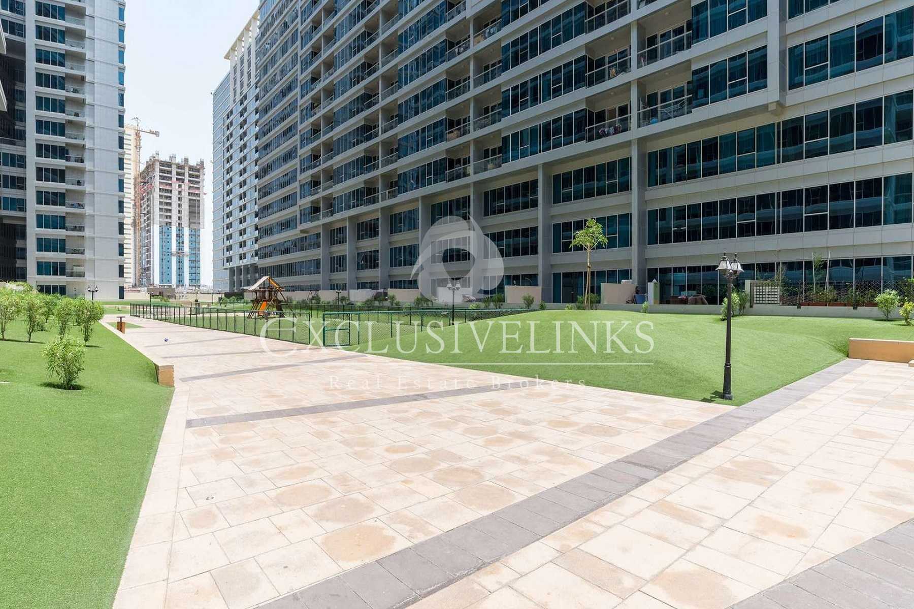 Condominium in دبي, دبي 12037960