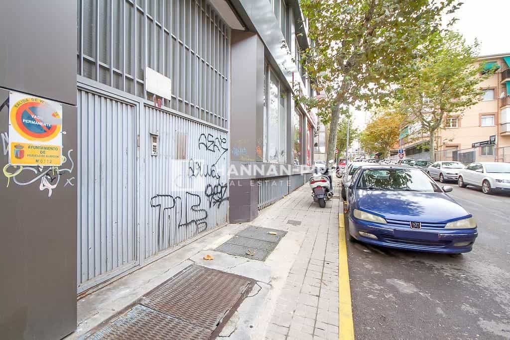 Office in Pozuelo de Alarcón, Comunidad de Madrid 12038053