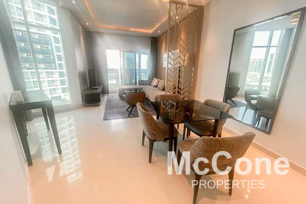 Condominium in Dubai, Dubayy 12038104