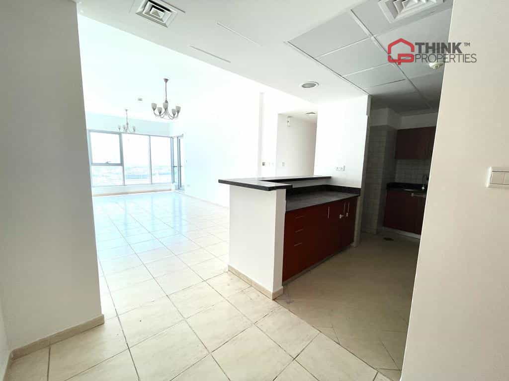 Condominium in Dubai, Dubayy 12038125