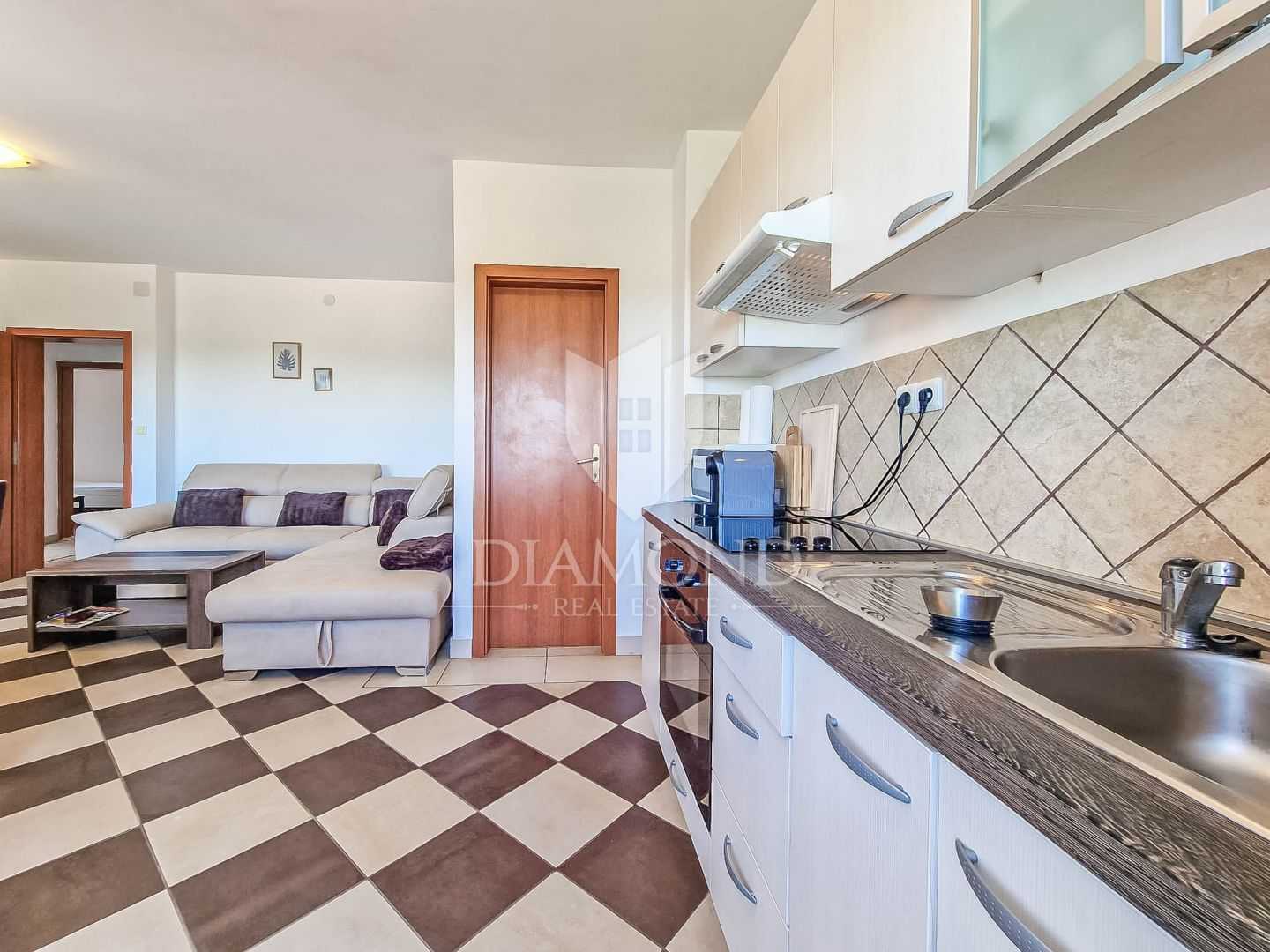 Condominium in Novigrad, Istarska Zupanija 12038227
