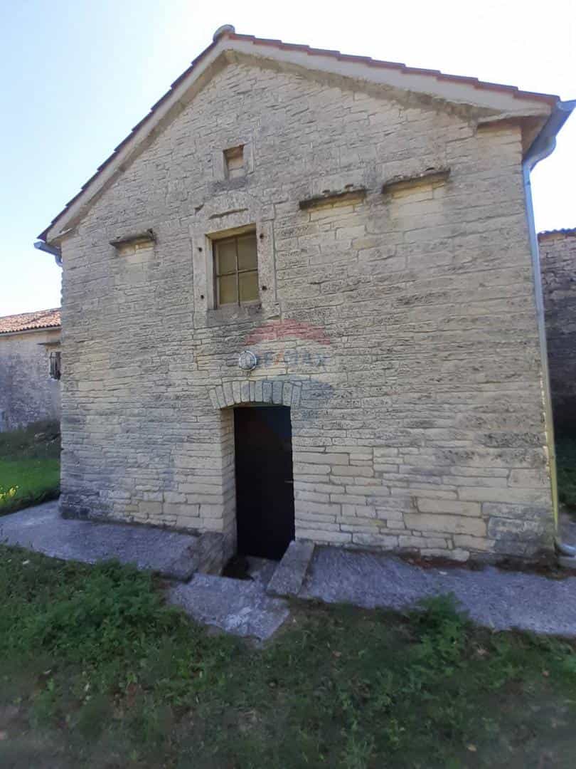 House in Sveti Petar u Šumi, Istarska županija 12038462