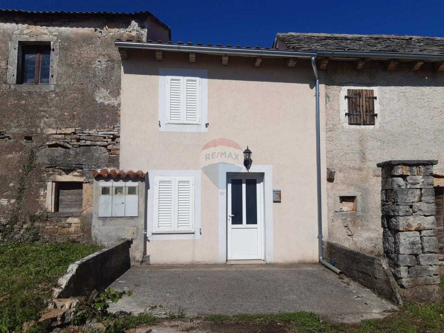 House in Sveti Petar u Šumi, Istarska županija 12038462