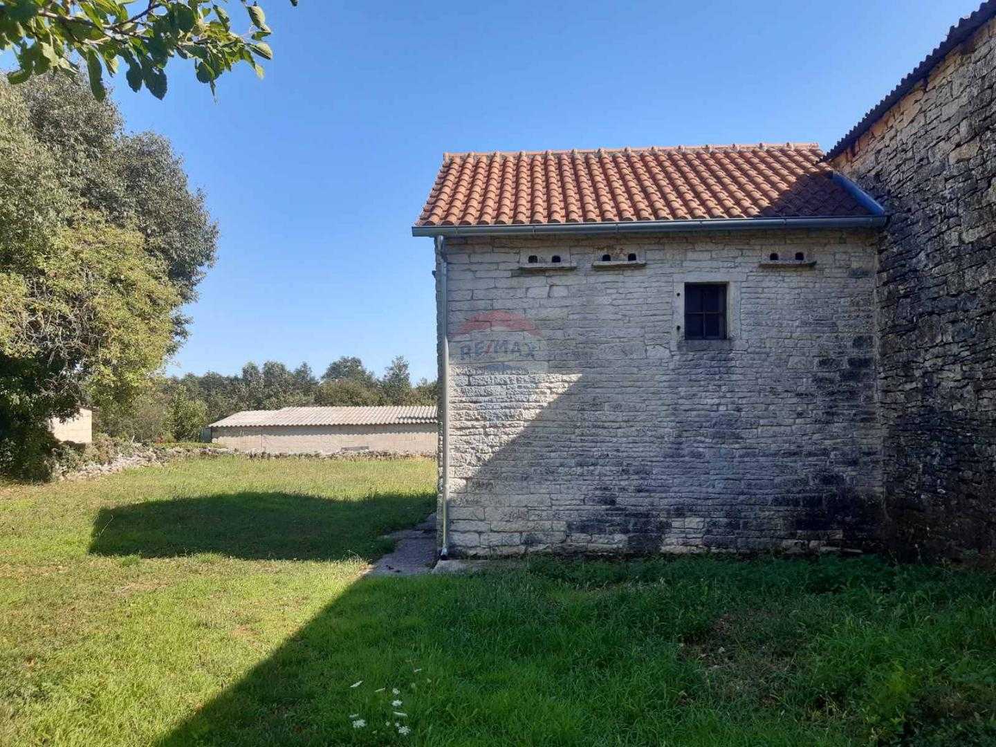 Dom w Sveti Petar i Sumi, Istarska Zupanija 12038462