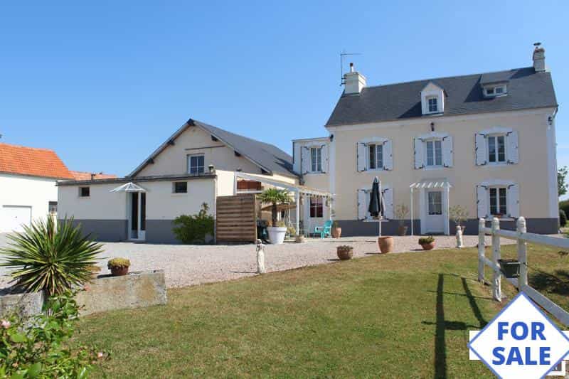 Rumah di Saint-Martin-l'Aiguillon, Normandie 12039772
