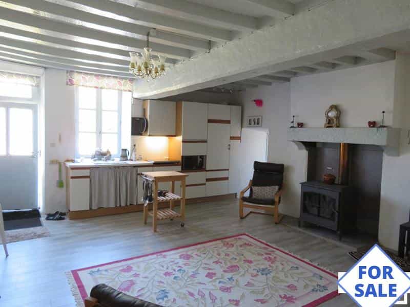 Dom w Saint-Aignan-de-Couptrain, Kraj Loary 12039777
