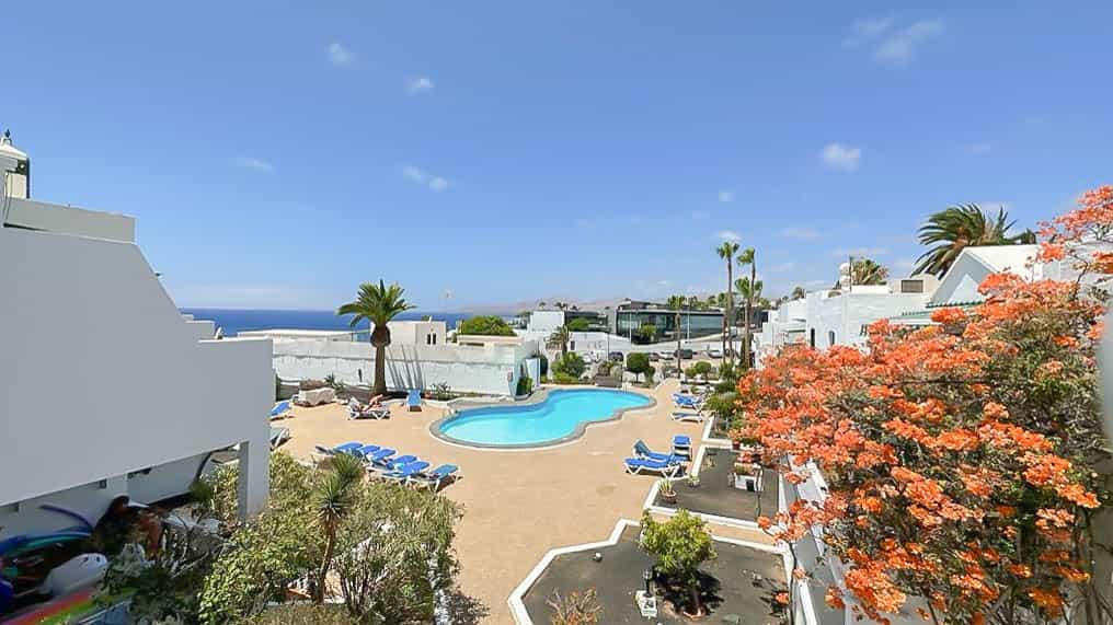 Condominium in Tias, Canary Islands 12040137